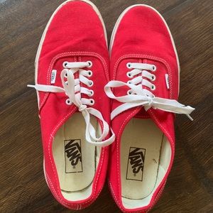 MENS VANS TENNIS SHOE - like NEW
